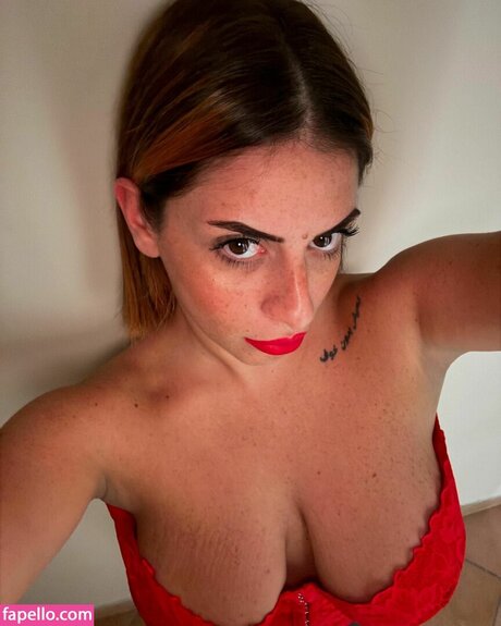 Alaston vuotanut OnlyFans-kuva Martina Rolando