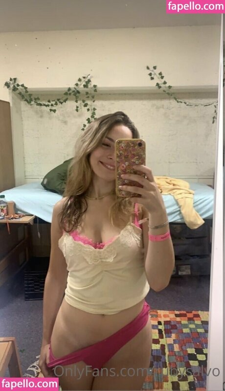 Alaston vuotanut OnlyFans-kuva Rubysalvo