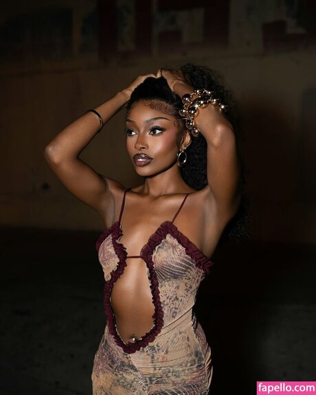 Naken lekkede OnlyFans-bilde av Coco Watson