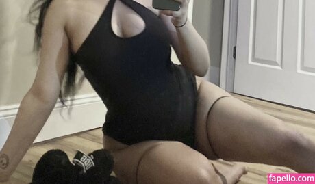 Naken lekkede OnlyFans-bilde av Vannarenee
