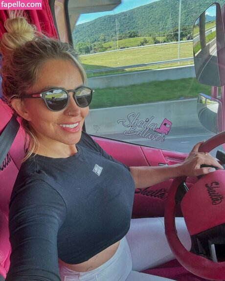 Naken läckt OnlyFans-bild av Sheila Bellavericial