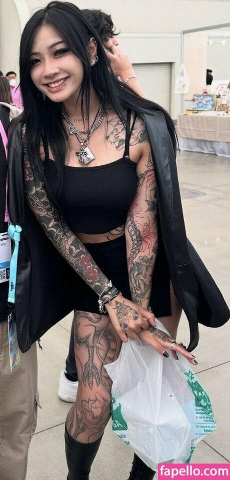 Nacktes geleaktes OnlyFans-Foto von Eggspringroll