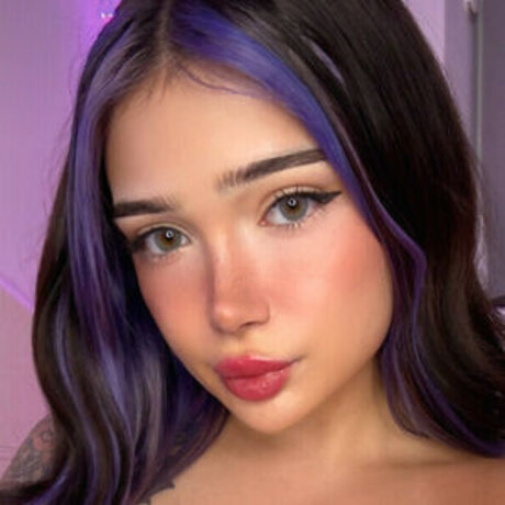Naken läckt OnlyFans-bild av Lola Wolfe