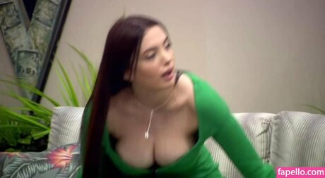 Photo nue de fuite OnlyFans de Elif Nur