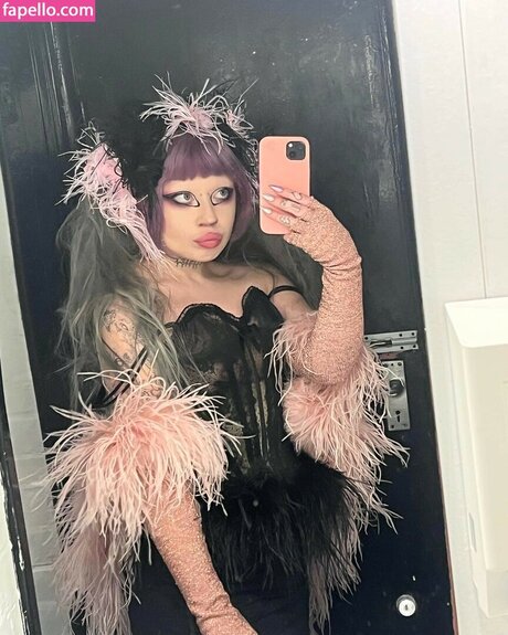Jazmin Bean