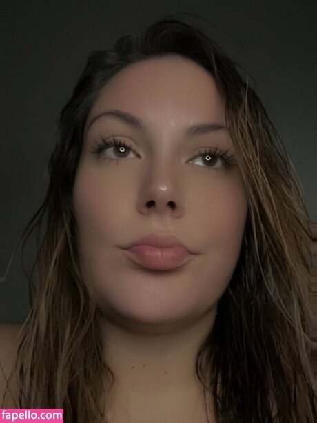 Naken läckt OnlyFans-bild av Thickarella