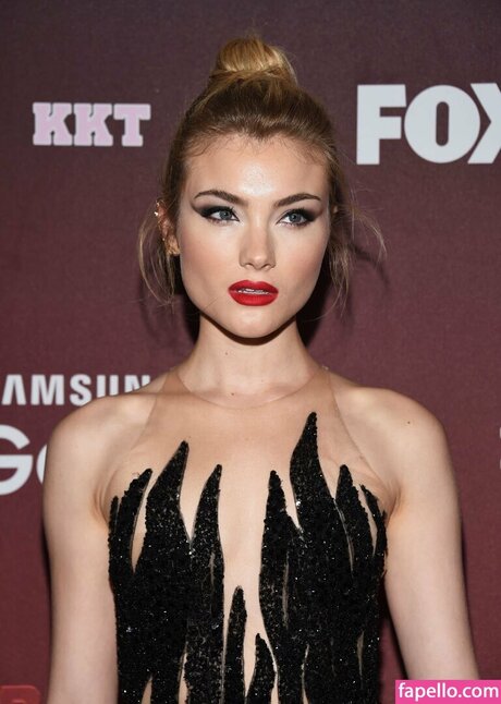 Skyler Samuels