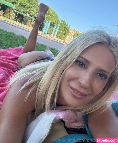 Anita53