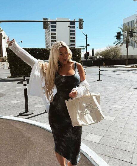 Naken läckt OnlyFans-bild av Harley Christine