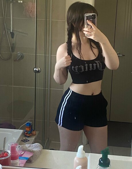 Nahá fotka uniklých OnlyFans od Tinynoob