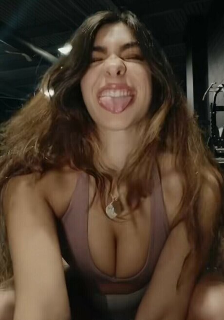 Alaston vuotanut OnlyFans-kuva Nicfabfit