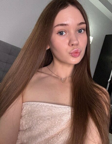 Naken läckt OnlyFans-bild av Barbara Babe