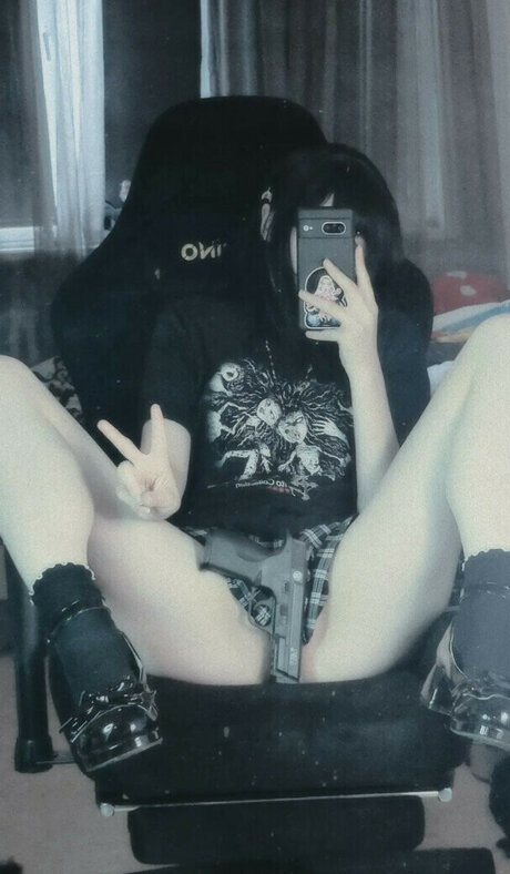 Nacktes geleaktes OnlyFans-Foto von Loafqueen