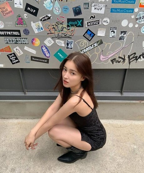 Nancy Momoland