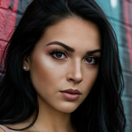Taylor Ravenwood