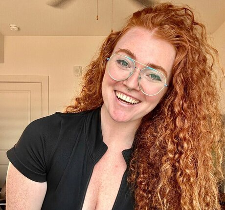 Nacktes geleaktes OnlyFans-Foto von Juniperanne
