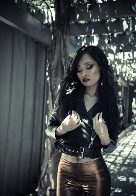 Connie Han