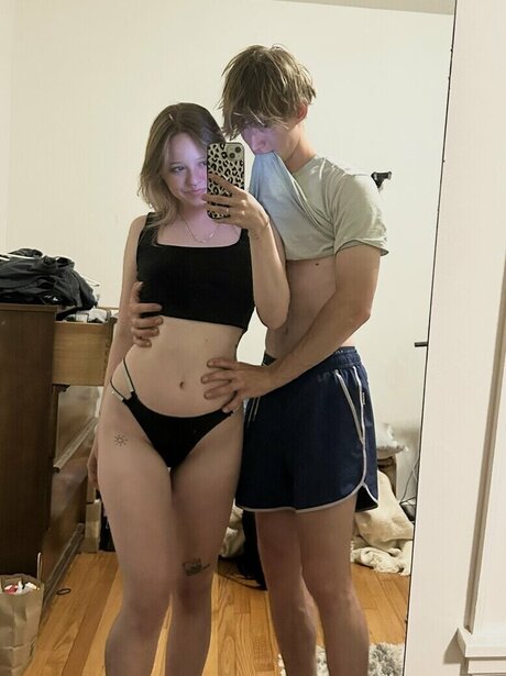 Naken läckt OnlyFans-bild av Sydybecca