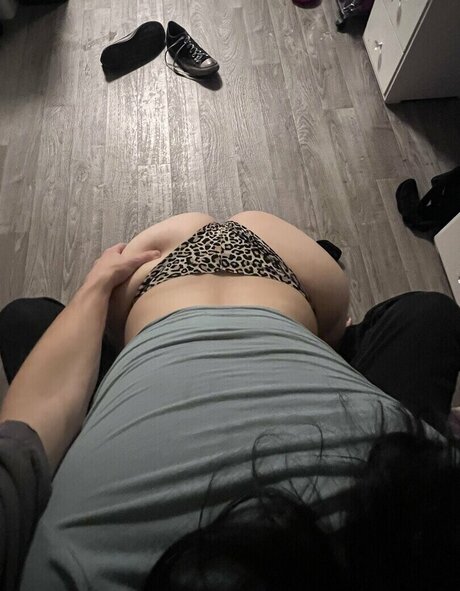 Naken läckt OnlyFans-bild av Isabel Pierce