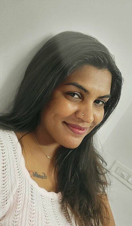 Reshma Cr