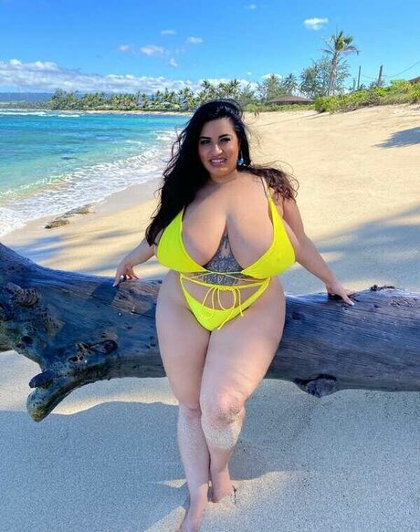 Nøgent lækket OnlyFans-billede af Sofia Rose