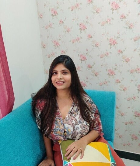 Photo nue de fuite OnlyFans de Tulika Snehil