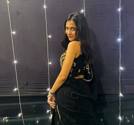 Nagie wyciekłe zdjęcie OnlyFans od Divya Deshmukh