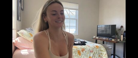 Beez Asmr OnlyFans 유출 누드 사진