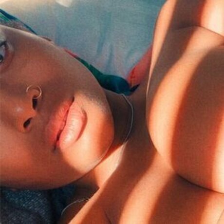 Обнаженная фотография утечки OnlyFans от Jo Ikigai
