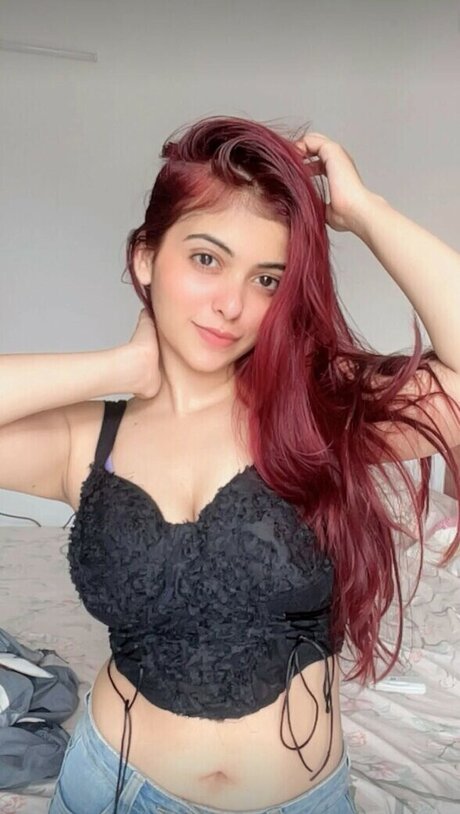 Nahá fotka uniklých OnlyFans od Riya Pandey