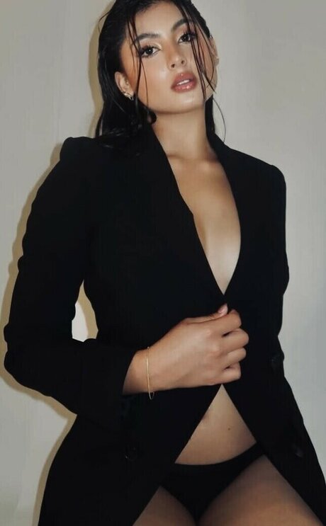Nøgent lækket OnlyFans-billede af Valeria Guerra