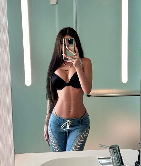 Angebevv OnlyFans