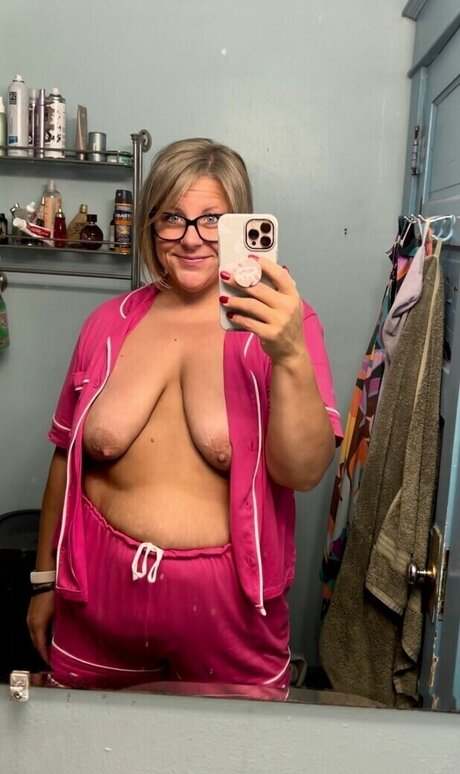Mmfluvah OnlyFans 유출 누드 사진