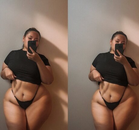 Naken läckt OnlyFans-bild av Kuulove