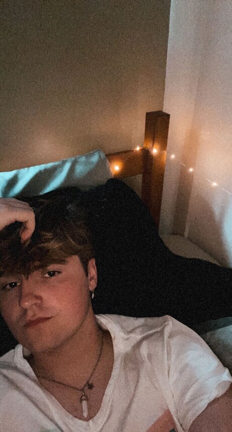 Naken lekkede OnlyFans-bilde av Wyatt