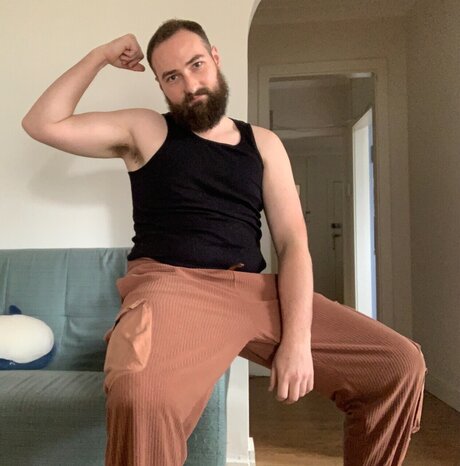 Naken lekkede OnlyFans-bilde av Boi 