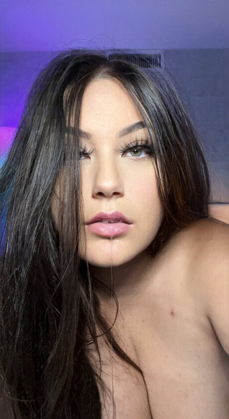 Обнаженная фотография утечки OnlyFans от Your Thick Secret 