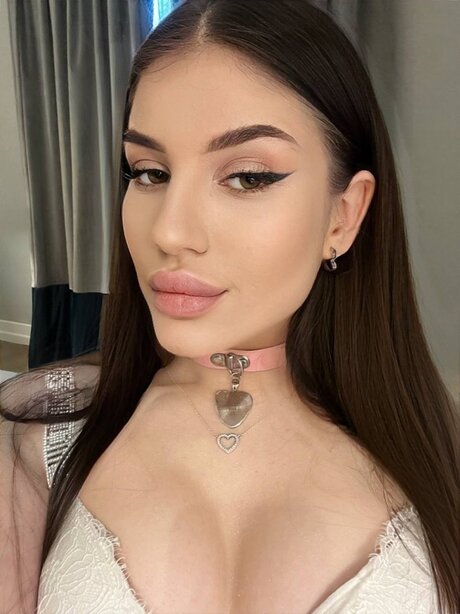 Naken läckt OnlyFans-bild av Nixie Morning
