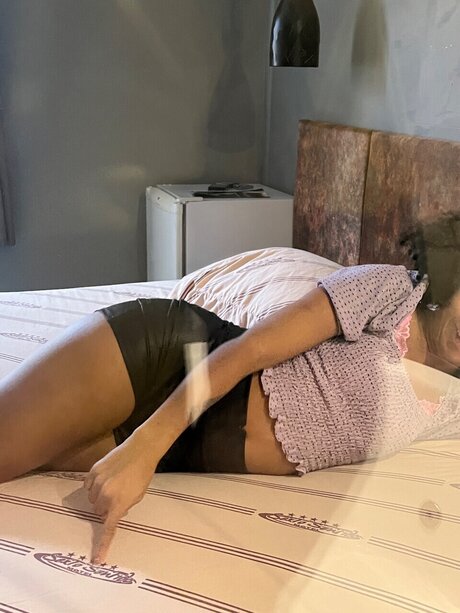 Naken läckt OnlyFans-bild av Agatha30onlyfans