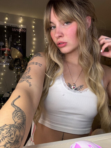 Annie Angelic