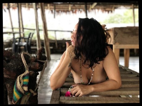 Photo nue de fuite OnlyFans de Mariposa  