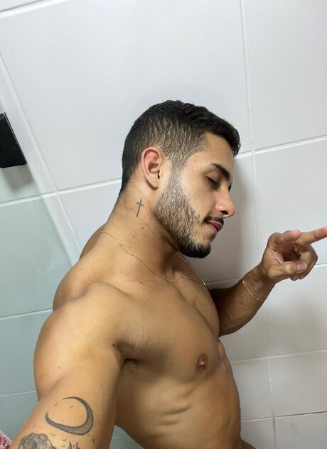 Alasti lekkinud OnlyFans-i pilt Yuri Castro