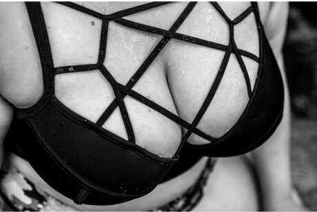 Naken läckt OnlyFans-bild av Lemon Honey 