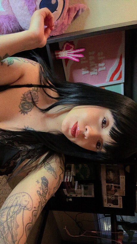 Alaston vuotanut OnlyFans-kuva La Diabla 
