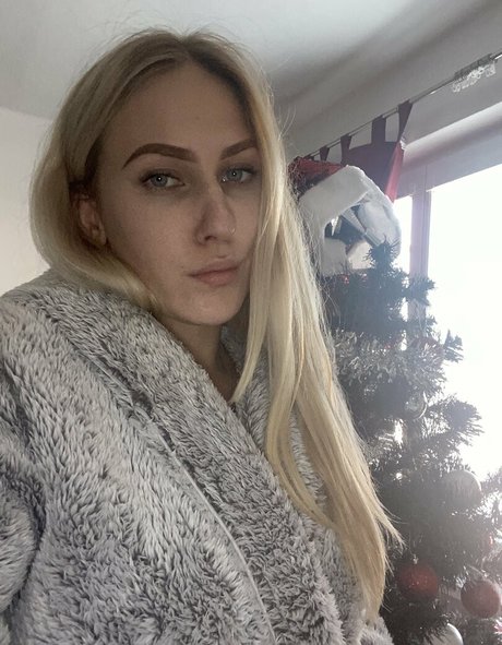 Alaston vuotanut OnlyFans-kuva Jassietailorfree