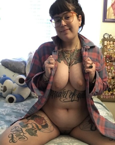Nahá fotka uniklých OnlyFans od Sirius Noire Winchester