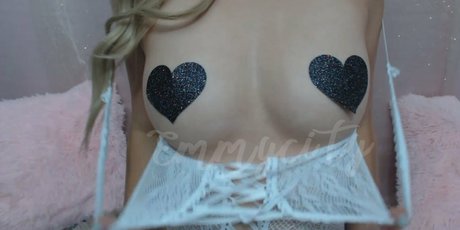 Photo nue de fuite OnlyFans de Princessemmyfree