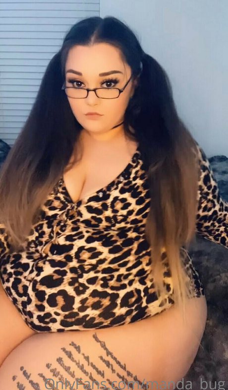 Naken lekkede OnlyFans-bilde av Mandabug