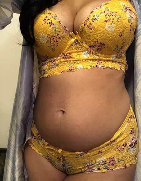 Nahá fotka uniklých OnlyFans od Avatreatsss