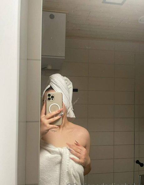 Aljonadarlingbaby  nude leaked OnlyFans photo